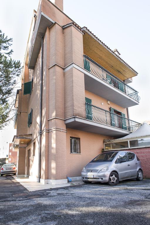 Apartment Flatinrome Fiera Ponte Galeria